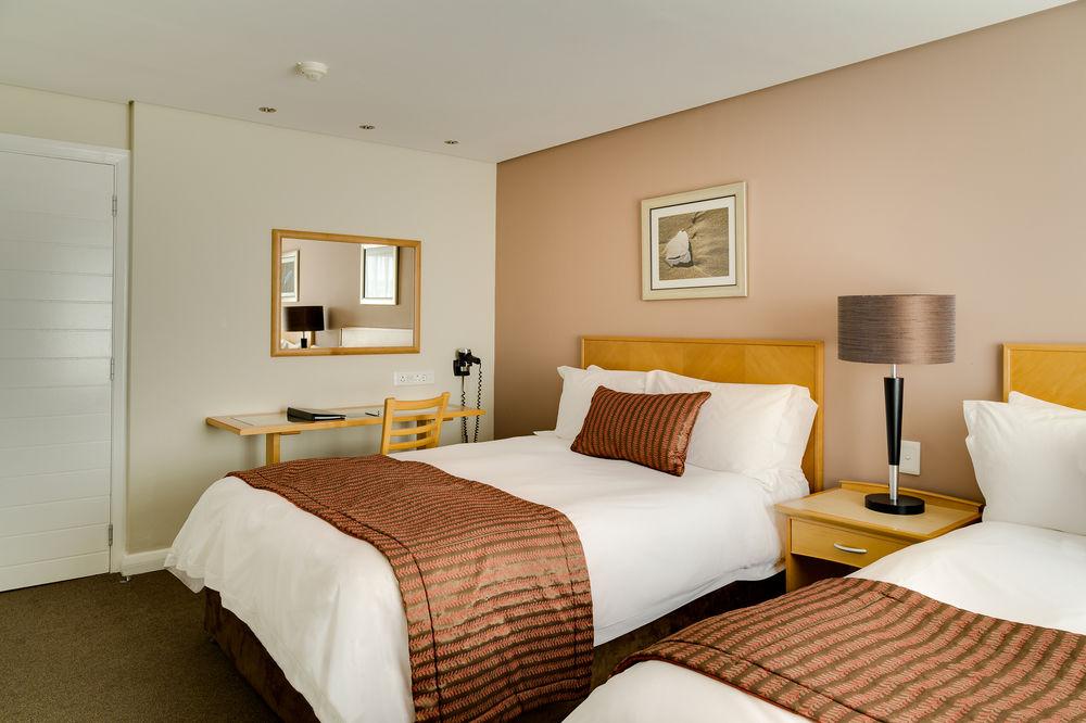 Protea Hotel By Marriott Knysna Quays Exterior foto
