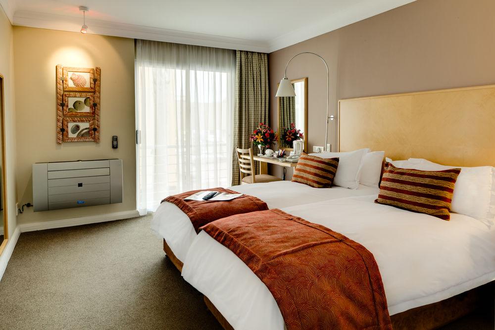 Protea Hotel By Marriott Knysna Quays Exterior foto