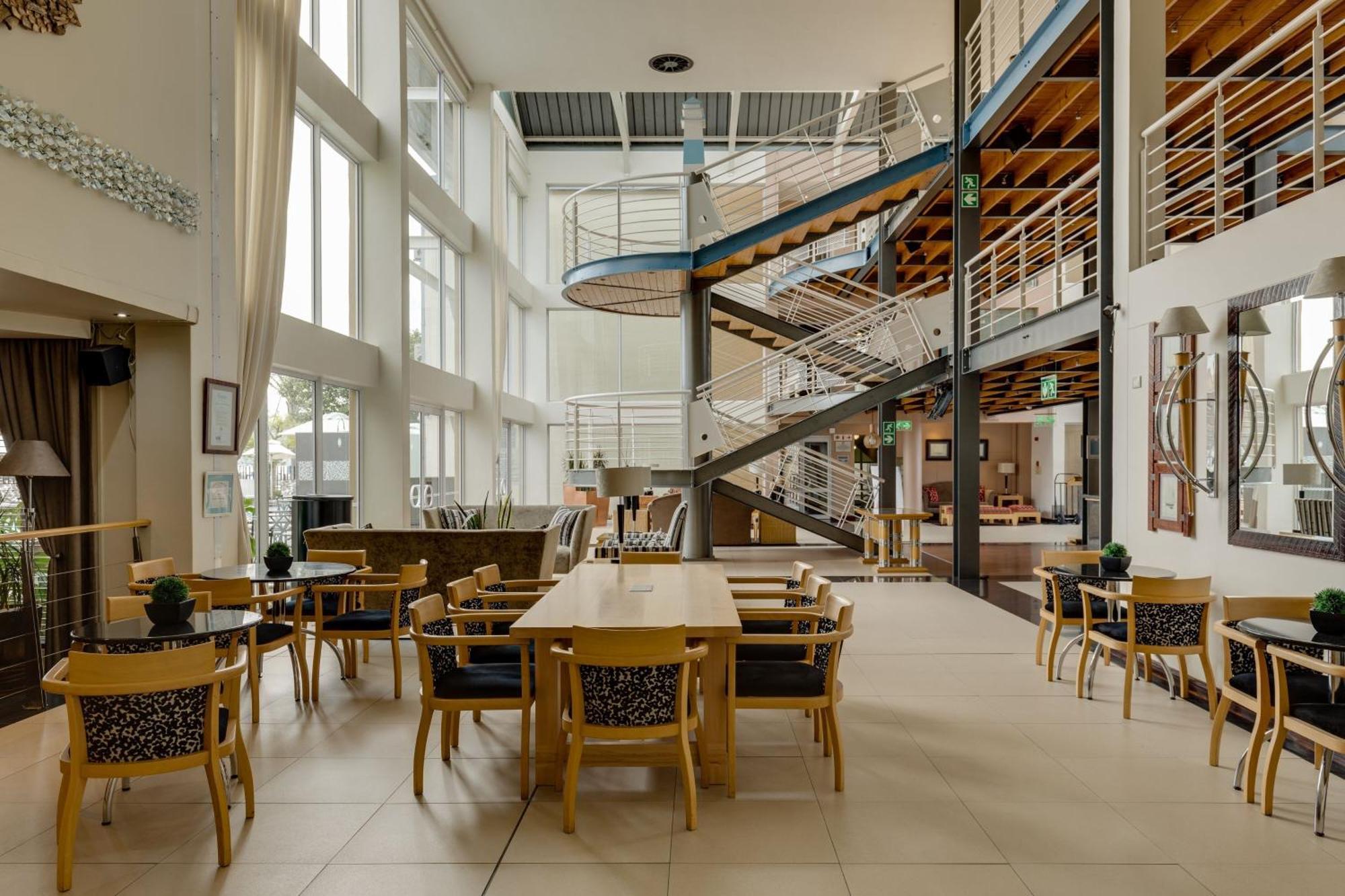 Protea Hotel By Marriott Knysna Quays Exterior foto