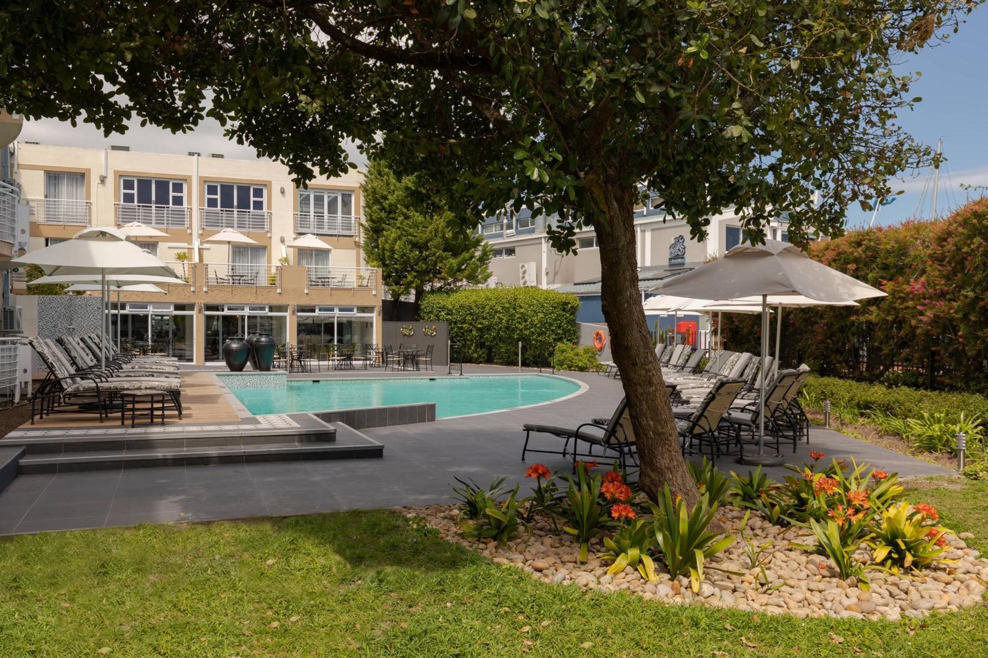 Protea Hotel By Marriott Knysna Quays Exterior foto
