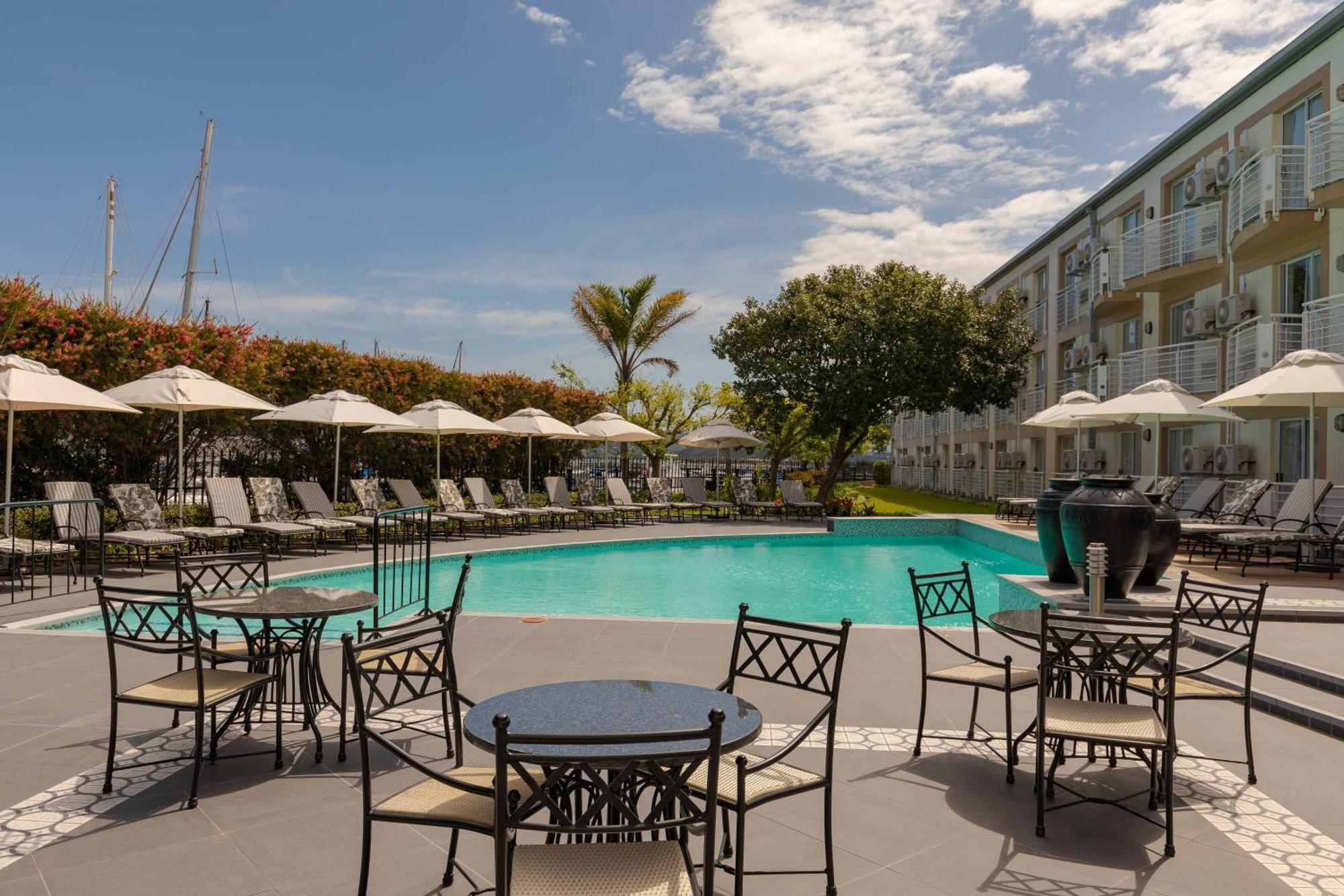 Protea Hotel By Marriott Knysna Quays Exterior foto
